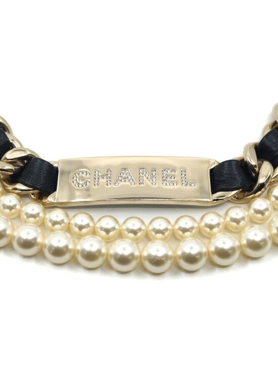 Chanel Double Pearl CC Logo Line Stone Plate Belt Leather Black Gold main image 7